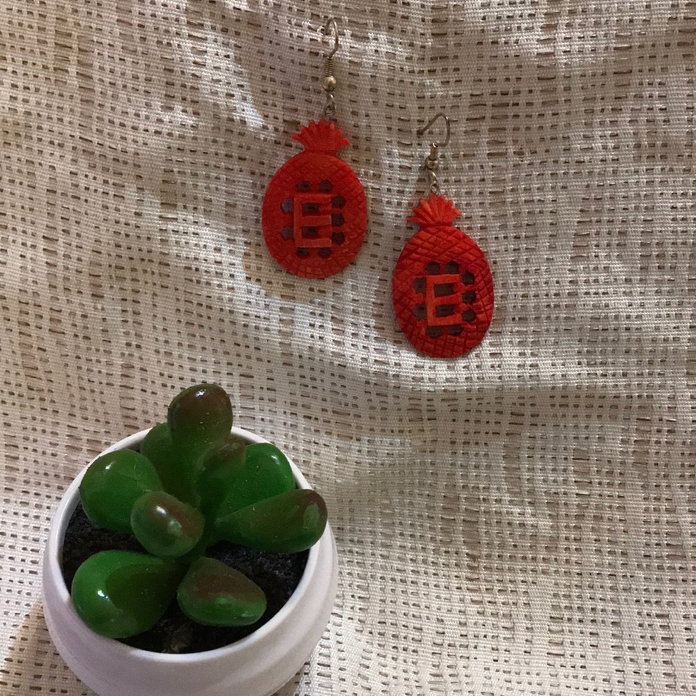 🍍 Pineapple letter E earrings